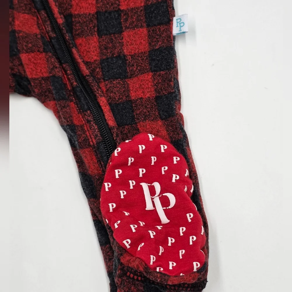 Posh Peanut red black